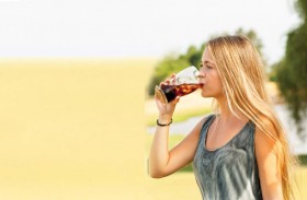 أسباب صحية تجبرك على الحد من تناول المشروبات الغازية