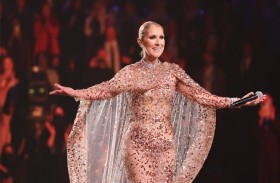 أداء مؤثر لسيلين ديون في ليلة إيلي صعب