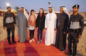 شرطة أبوظبي تعزز وعي السائحين ضمن «أجمل شتاء في العالم»