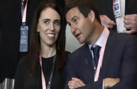 مقهى يرفض استقبال رئيسة وزراء بسبب كورونا 