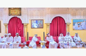 عمار بن حميد يقدّم واجب العزاء في وفاة سلطان بن خالد بن محمد القاسمي