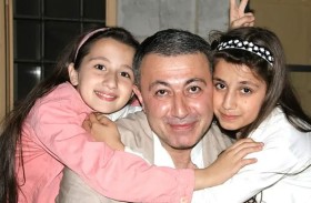 3 فتيات قتلن والدهن والمحكمة تبرّئهن وتدين الأب