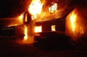 يحرق جيرانه لمماطلتهم في سداد الدين