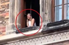 جماهير صربيا تنسى منتخبها بسبب فتاة جميلة