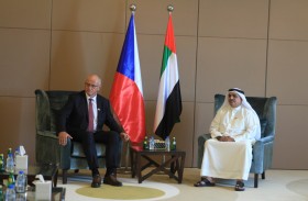 وفد رجال أعمال تشيكي يرافق السفير في زيارته لغرفة تجارة رأس الخيمة