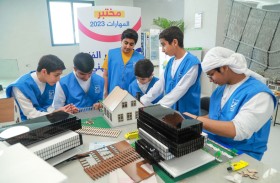ناشئة الشارقة يكتسبون مهارة قراءة الرسوم الهندسية وتقنيات إنتاج الماكيت المعماري