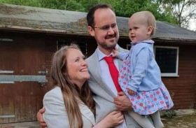 أم تعترف بقتل رضيعتها وإلقائها في بركة مياه