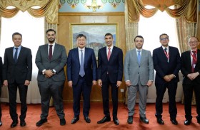 الإمارات ومنغوليا تبحثان الارتقاء بالعلاقات التجارية والاستثمارية