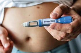 اشترت حقن تنحيف من الإنترنت..فكادت تموت