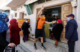 الطواقم الصحية في تونس تمضي رمضان «معزولة»  