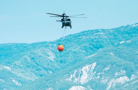 فريق الإنقاذ الإماراتي يواصل جهوده لإخماد حرائق الغابات في ألبانيا