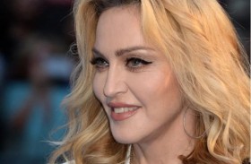 مادونا ترتبط بشاب يصغرها بـ 41 سنة 