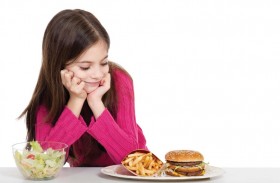 هذه الأطعمة الجاهزة لها تأثير خطير على صحة الأطفال