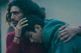 فيلم طفل الجنة.. قصة شاب مقيد بصدمة فقدان الأم