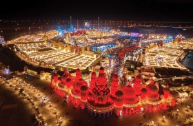 القرية العالمية تسدل الستار على موسم رائع واستثنائي
