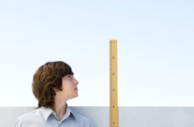 كشف روابط خفية بين الطول الوراثي والأمراض