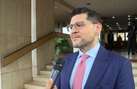 مسؤولون في الإمارات والكاميرون لـ «وام«: رفع مستوى العلاقات الاقتصادية وتسريع وتيرة التعاون التجاري بين البلدين 