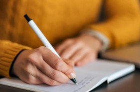 إذا أُلهِمتَ الكتابة فإلى أين يأخذك قلمك؟