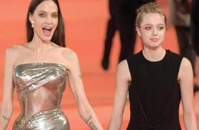 ابنة أنجلينا جولي وبراد بيت تقدم طلبا للمحكمة لإلغاء اسم أبيها !