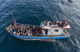 24 لاجئًا من الروهينغا غرقوا قبالة سواحل ماليزيا   