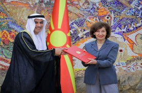 سفير الدولة يقدم أوراق اعتماده إلى رئيسة شمال مقدونيا