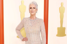 جيمي لي كورتيس تكشف تفاصيل عملية تجميل أجرتها في شبابها