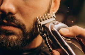 ينتقم من حلاق بطريقة غير متوقعة 