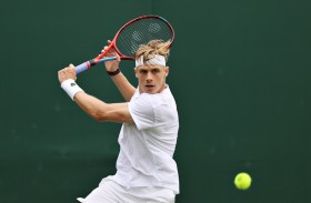 النجمان الصاعدان في تنس الرجال ينضمان إلى إيما رادوكانو وبيلندا بنشيتش في الدورة الـ 13   