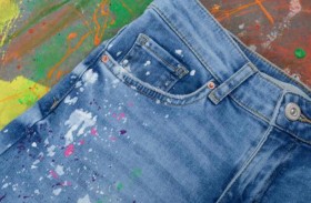 جينز النجار نجم موضة الصيف