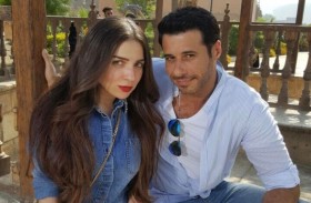 مي عز الدين تتغزل في صديقها أحمد السعدني في عيد ميلاده