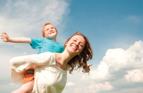 حنان الأم يؤثر على سمات الشخصية لاحقاً