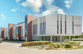 كلية الإدارة والاقتصاد بجامعة الامارات تطرح برنامج ماجستير تحليلات الأعمال بأبوظبي 