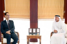 غرفة أبوظبي تبحث مع اتحاد الصناعة الهندية آفاق التعاون التجاري