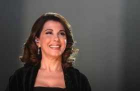 ماجدة الرومي تتكفل بتأهيل طريق الموت