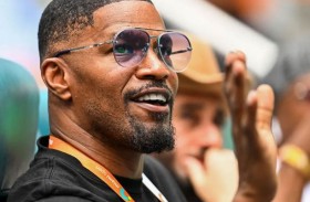 بعد شهور من مرضه الغامض.. جيمي فوكس يتجول علنا