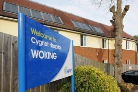 يكسرون ذراع مريض لإجباره على الهدوء