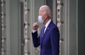 بايدن يعد بلقاحات مجّانية ضدّ كوفيد-19 إذا فاز 