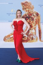 الممثلة الأيرلندية فيونا جلاسكوت خلال حفل ختام مهرجان مونت كارلو التلفزيوني الـ64 في موناكو. ا ف ب