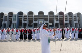 نهيان بن زايد: علمنا رمز للسيادةِ وشعار للانتماء 