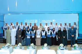 محمد بن خليفة آل مكتوم يشهد تخريج 18 منتسباً من أراضي دبي 