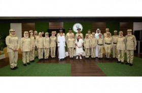 شرطة دبي تنظم دورة «إعداد العروض التقديمية» لسفراء الأمان