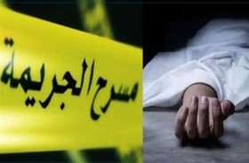 يخنق والدته حتى الموت