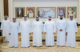 راشد بن حمدان يقف على تجهيزات (القفال)