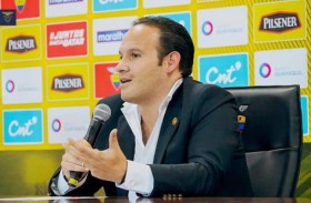 الاتحاد الاكوادوري لكرة القدم يقيل كرويف