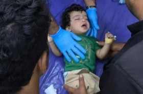 إنقاذ رضيع ابتلع خنفساء بالخطأ