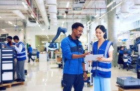 دبي تستعرض منظومتها الصناعية المبتكرة في منتدى «اصنع في الإمارات 2025»