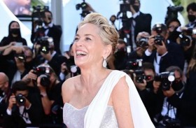 شارون ستون تتكرّم في مهرجان كان