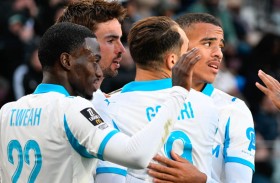 مرسيليا يواصل انتفاضته ويتصدر موقتا