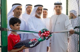 بلدية مدينة أبوظبي وشركة الإمارات العالمية للألمنيوم تفتتحان ملعباً جديداً في السمحة