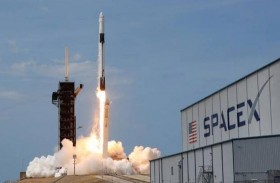 انفجار صاروخ دفع مركبة فضائية 